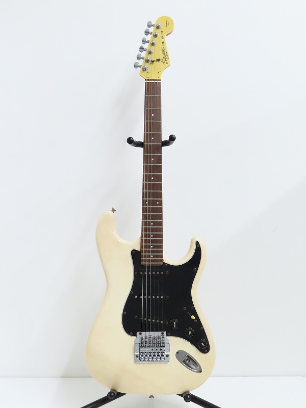 ♪♪Squier by Fender Stratocaster エレキギター ストラトキャスター