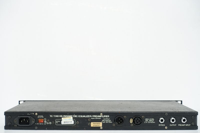 429 t.c.electronic TC1140 パラメトリックイコライザー